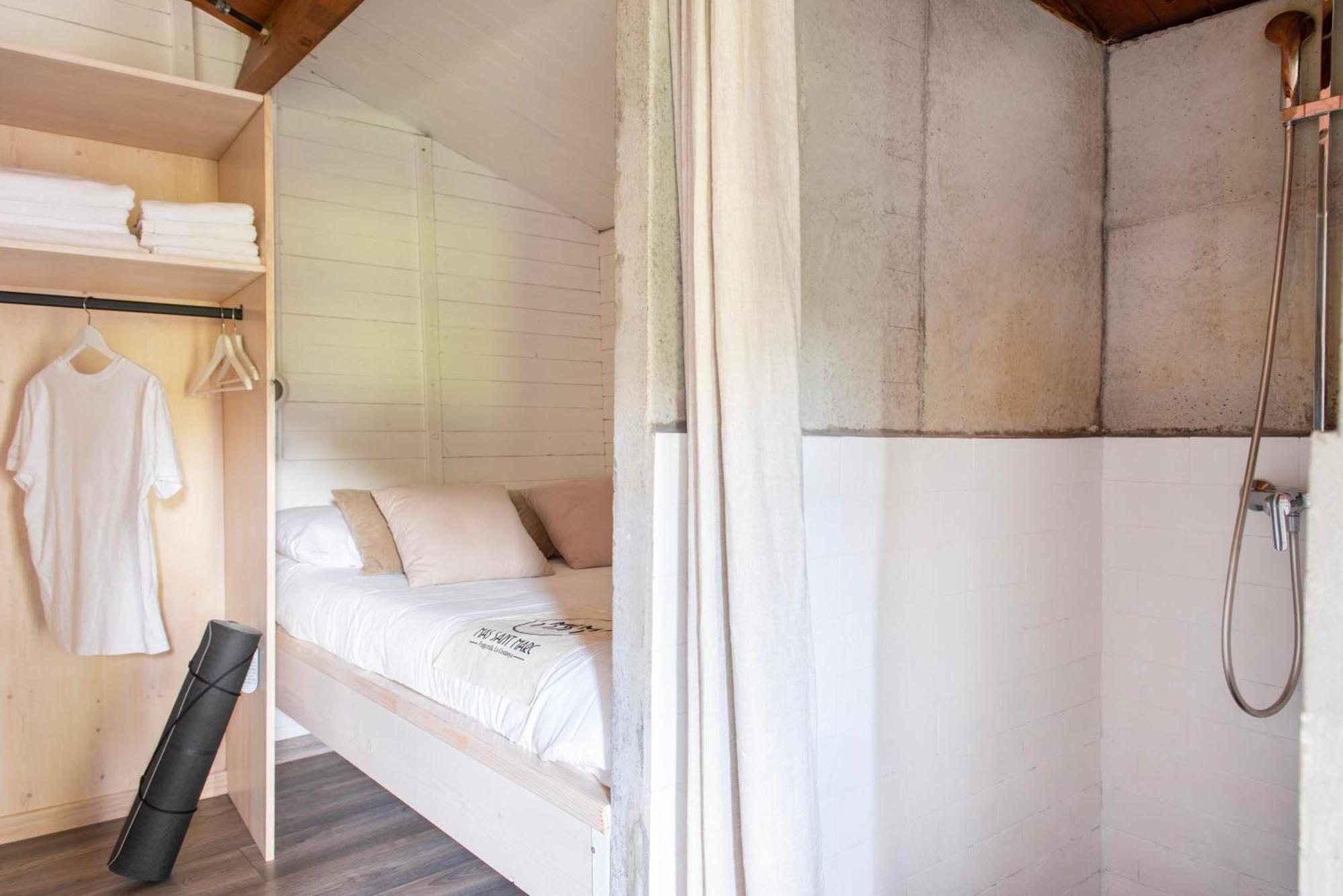 Mas Sant Marc Guest House Puigcerda Room photo
