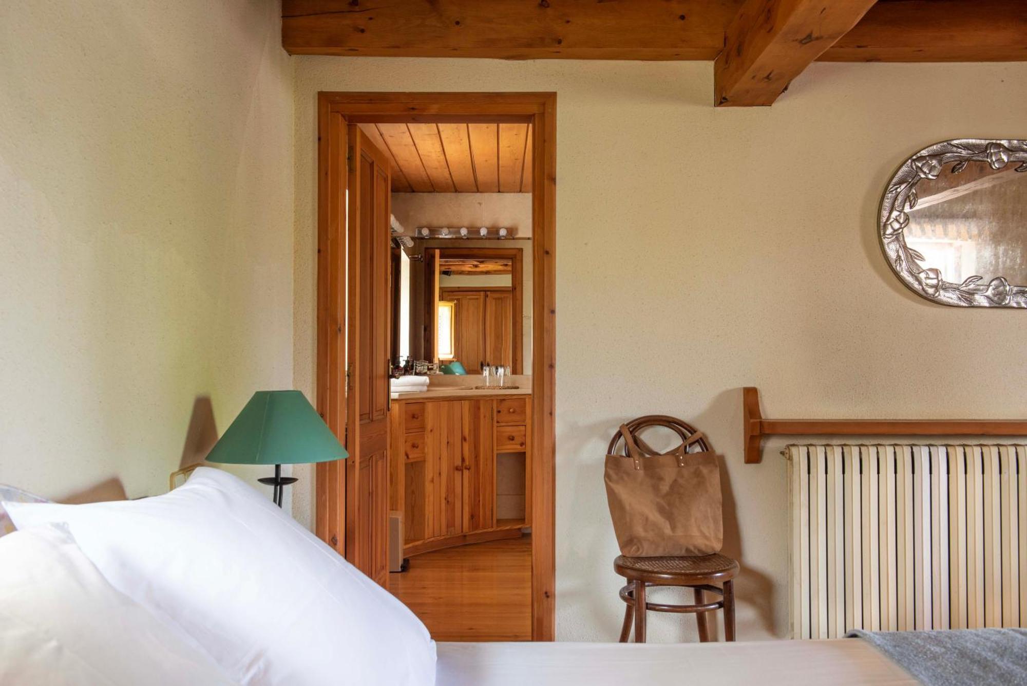 Mas Sant Marc Guest House Puigcerda Room photo