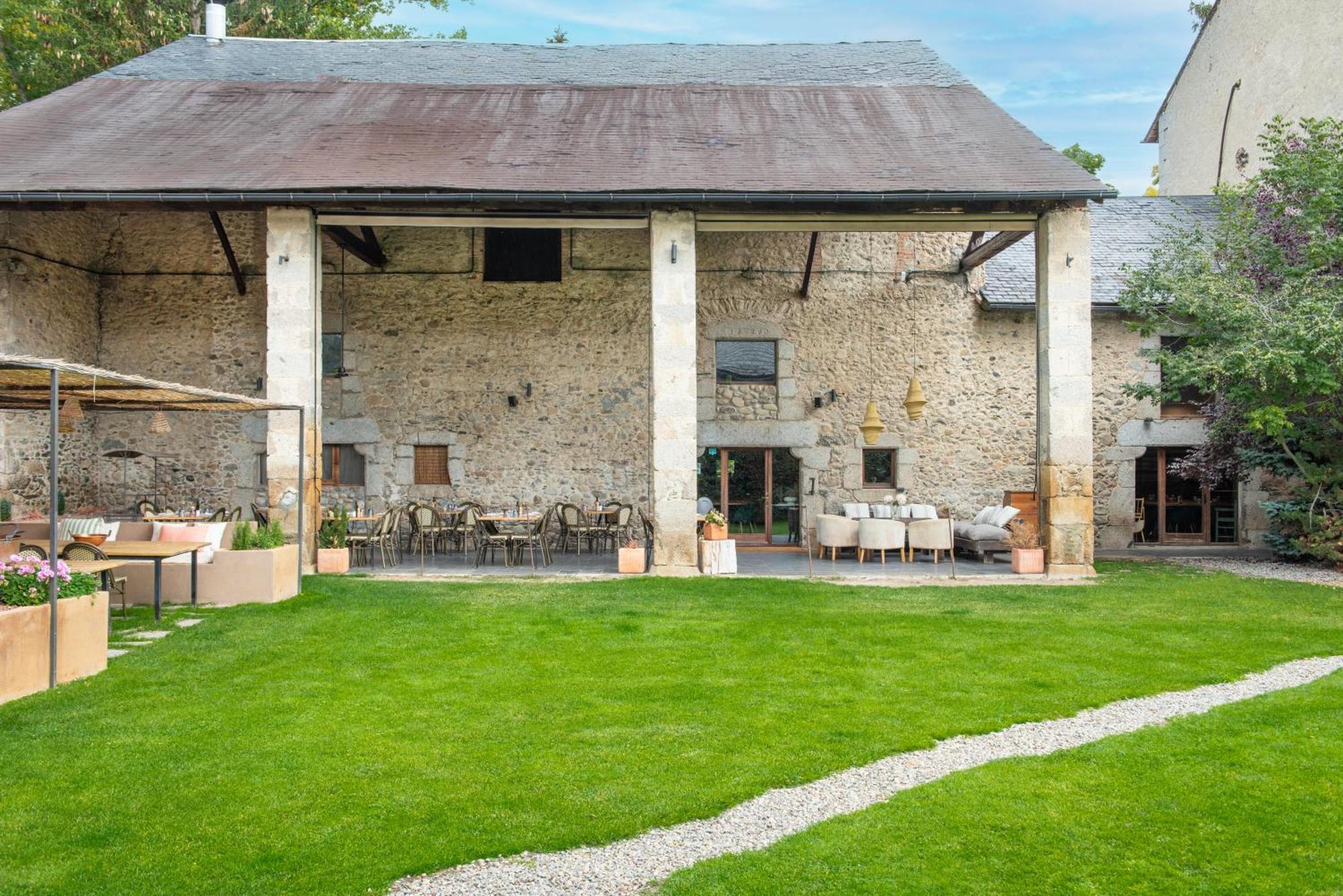 Mas Sant Marc Guest House Puigcerda Exterior photo